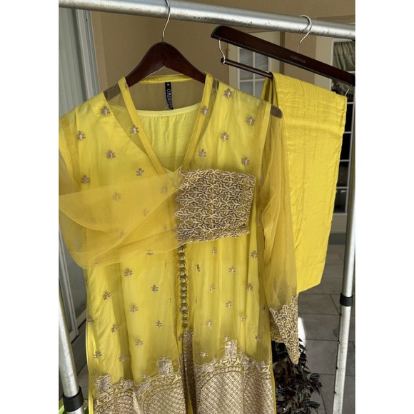 Origins Size M A-Line Front Open Shirt with Trouser - Lime Yellow - Net Silk - Picture 5 of 5